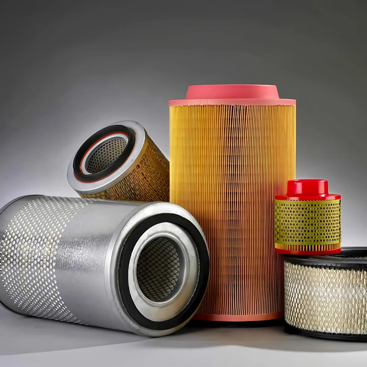 Range of air and compressor filter elements