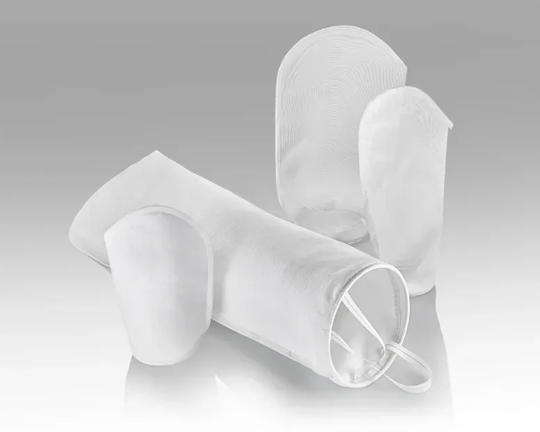 White liquid filter bags with collar rings